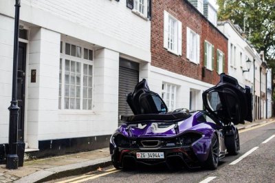 Ngắm McLaren P1 độ tím, "chất" lóa mắt trên phố Anh Ngắm McLaren P1 độ tím, "chất" lóa mắt trên phố Anh 4