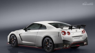 Nissan GT-R Nismo 2017 mở bán tại Mỹ với giá từ 174.990 USD 3 Nissan GT-R Nismo 2017 mở bán tại Mỹ với giá từ 174.990 USD a3
