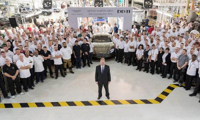 Aston Martin DB11 chính thức lên dây chuyền sản xuất với 3.000 đơn hàng 1 Aston Martin DB11 chính thức lên dây chuyền sản xuất với 3.000 đơn hàng a1