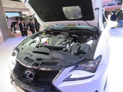 Lexus RC được trang bị khối động cơ Turbo  2.0L, 4 xi-lanh ,công suất 241 mã lực.