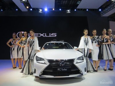 Người đẹp và xe Lexus tại triển lãm ô tô Việt Nam 2016 - Vietnam Motor Show 2016 a3.