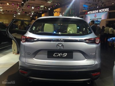 Mazda CX-9 ra mắt tại Triển lãm Việt Nam Motor Show 2016 4.