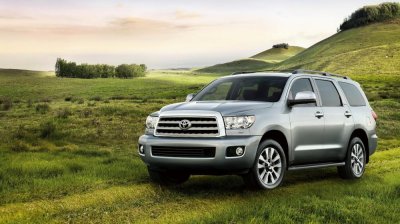 Toyota Sequoia 2018.