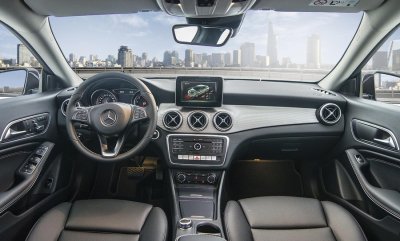 Khoang cabin của Mercedes-Benz CLA facelift được bổ sung thêm nhiều tính năng mới.