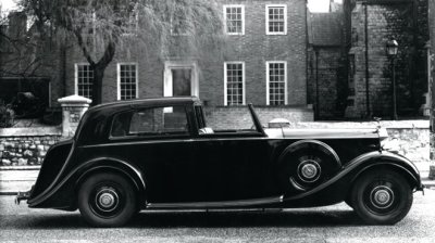Rolls-Royce Phantom III: 1936 – 1939 Rolls-Royce Phantom III: 1936 – 1939.