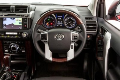 Toyota Land Cruiser Prado 2017 sẽ ra mắt bản nâng cấp vào tháng 7/2017 5