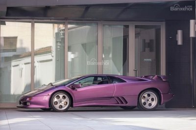 Mãn nhãn với xế độc Lamborghini Diablo bản đặc biệt màu tím hồng