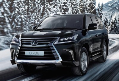 Lexus LX450d có vành 18 inch nhỏ hơn so với LX570