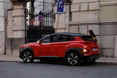 Hyundai Kona có kiểu dáng khá hiện đại, khác biệt hẳn so với ''''''''người anh em'''''''' Hyundai Creta