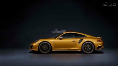 Porsche 911 Turbo S Exclusive Series chào bán với giá gần 6 tỷ đồng a2