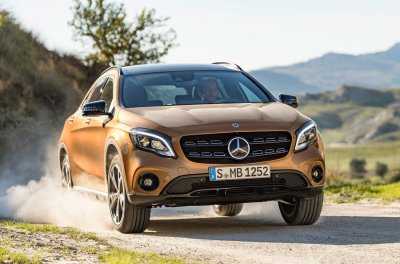 SUV bí ẩn của Mercedes-Benz chuẩn bị trình làng tại triển lãm VMS 2017 3 SUV bí ẩn của Mercedes-Benz chuẩn bị trình làng tại triển lãm VMS 2017 a3