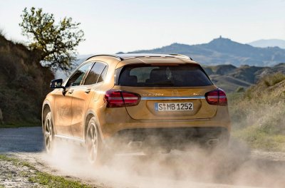 SUV bí ẩn của Mercedes-Benz chuẩn bị trình làng tại triển lãm VMS 2017 4 SUV bí ẩn của Mercedes-Benz chuẩn bị trình làng tại triển lãm VMS 2017 a4