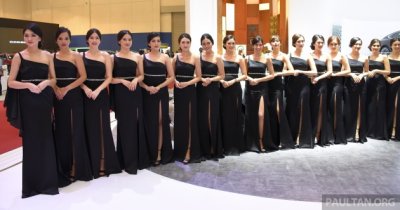 Bóng hồng "tỏa nắng" tại triển lãm ô tô Indonesia GIIAS 2017 a1