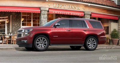 Chevrolet Tahoe là một trong 10 mẫu ô tô có nguy cơ lật xe cao nhất ô tô Chevrolet Tahoe màu đỏ