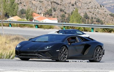 Lamborghini Aventador Performante lộ ảnh chạy thử