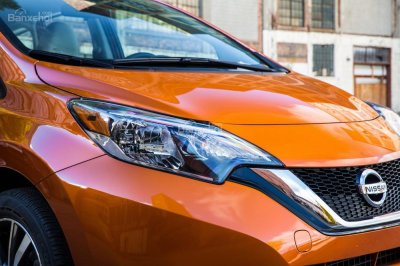 Nissan Versa Note 2018 thêm nhiều trang bị, giữ nguyên giá 15.480 USD a4