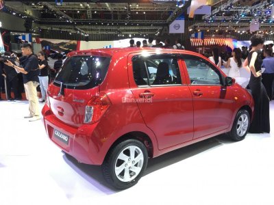 Ảnh chụp từ phía sau Suzuki Celerio