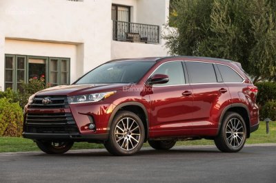 Toyota Highlander 2017 góc phần tư thứ nhất