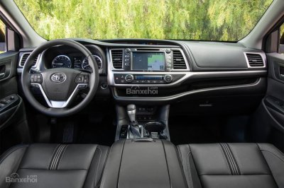 nội thất xe Toyota Highlander 2017