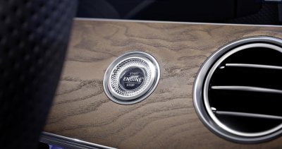 Mercedes-Benz E 200 thế hệ mới tại Việt Nam có gì khác biệt? Nội thất của Mercedes-Benz E 200