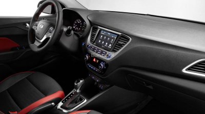 Hyundai Accent 2018 thêm trang thiết bị tiêu chuẩn và tùy chọn 1 Hyundai Accent 2018 thêm trang thiết bị tiêu chuẩn và tùy chọn a1