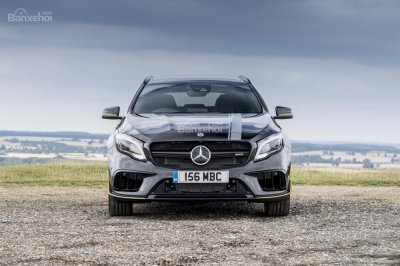 Mercedes-AMG GLA 45 Yellow Night Edition a5