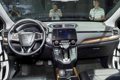 "Hàng nóng" Honda CR-V 7 chỗ 2018 ra mắt tại Việt Nam với giá bán dự kiến 1,1 tỷ đồng a4