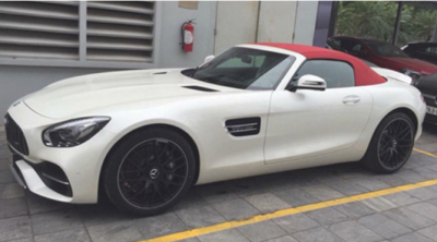 Siêu xe Mercedes-AMG GT Roadster giá 10,4 tỷ vừa cập cảng Việt Nam 1