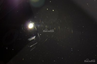 Bụi bẩn là kẻ thù số một của ô tô Làm thế nào để ngăn chặn các vết xước trên ô tô màu đen? a1