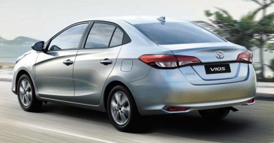 Đuôi xe Toyota Vios 2018 3