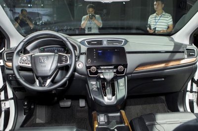 Giá xe Honda CR-V bản 7 chỗ mới nhất hàng tháng - Ảnh 1 Giá xe Honda CR-V bản 7 chỗ mới nhất hàng tháng - Ảnh 1.