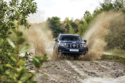 Toyota Land Cruiser 2018 được bán tại Anh với giá từ 1,02 tỉ đồng 3 Toyota Land Cruiser 2018 được bán tại Anh với giá từ 1,02 tỉ đồng 3a