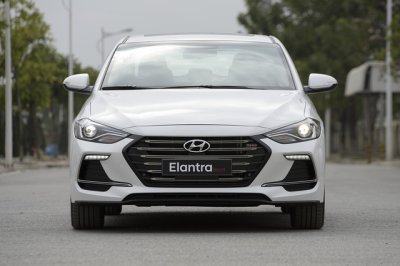 Hyundai Elantra Sport 2018 ra mắt tại Việt Nam với giá 729 triệu đồng a2