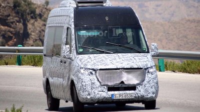 Hình ảnh chạy thử mới đây của Mercedes-Benz Sprinter 2019 1