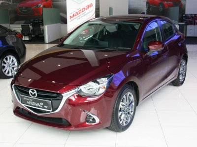 Mazda2 8