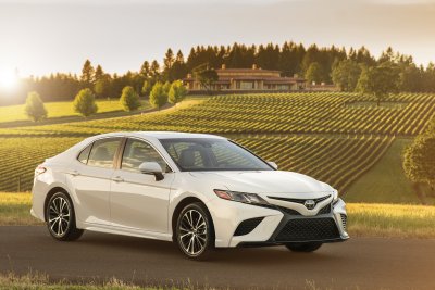 Toyota Camry 2018 thống lĩnh phân khúc sedan cỡ vừa tại Mỹ 3a