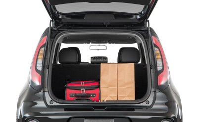Ưu nhược điểm của Kia Soul 2018 Không gian và khoang hành lý Ưu nhược điểm của Kia Soul 2018 Không gian và khoang hành lý z