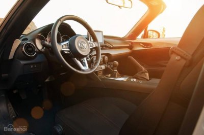 Mazda MX-5 Miata 2019 sẽ có động cơ mới mạnh 181 mã lực - 2