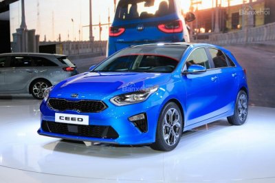 Kia Ceed 2019 hatchback chính thức ra mắt với nhiều nâng cấp mới - 1