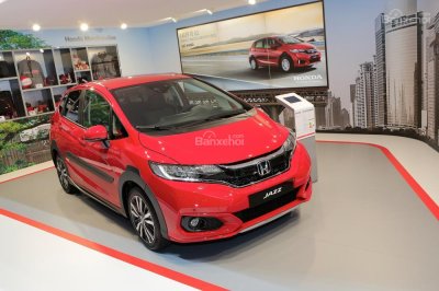 Honda Jazz X-Road diện cánh mới tại Geneva 2018 - 1