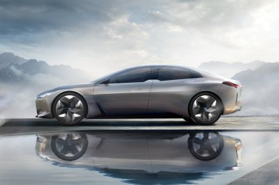 [Geneva 2018] BMW i4 lộ diện, bán kính hoạt động 600 km 2a