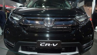 Honda CR-V trình làng tại Ấn Độ, thêm phiên bản diesel đặc biệt.