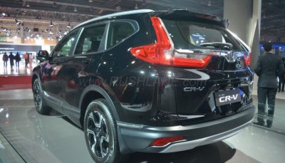 Honda CR-V trình làng tại Ấn Độ, thêm phiên bản diesel đặc biệt 14