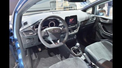 Ford Fiesta ST 2018 công bố thêm thông tin chi tiết, chuẩn bị bán ra vào cuối năm 33