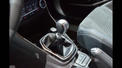 Ford Fiesta ST 2018 công bố thêm thông tin chi tiết, chuẩn bị bán ra vào cuối năm 38
