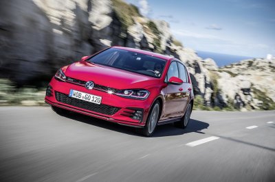 Đánh giá xe Volkswagen Golf GTI 2018 về trải nghiệm lái 1 Đánh giá xe Volkswagen Golf GTI 2018 về trải nghiệm lái 1a