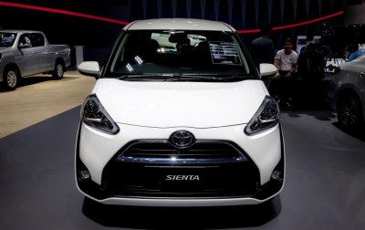 Cận cảnh Toyota Sienta tại Triển lãm Bangkok, lớn và hiện đại 19