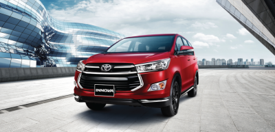 Thêm nhiều đối thủ, Toyota Innova tranh thủ tung khuyến mại hút khách.