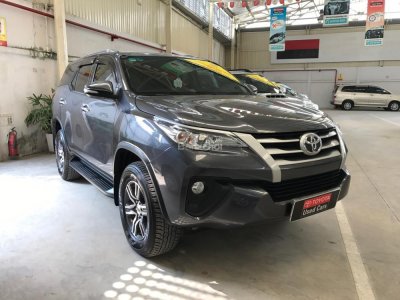 Giá xe Toyota Fortuner 2017 cũ áp đảo xe mới, không dưới 1 tỷ đồng - a1