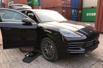 Porsche Cayenne S thế hệ mới về Việt Nam với giá 7,8 tỷ đồng a2